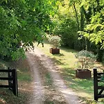 Clos Des Mimosas Gæstehus